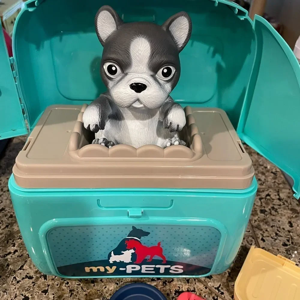 My Pets Play Vet Pet Care dog and Backpack with Accessories